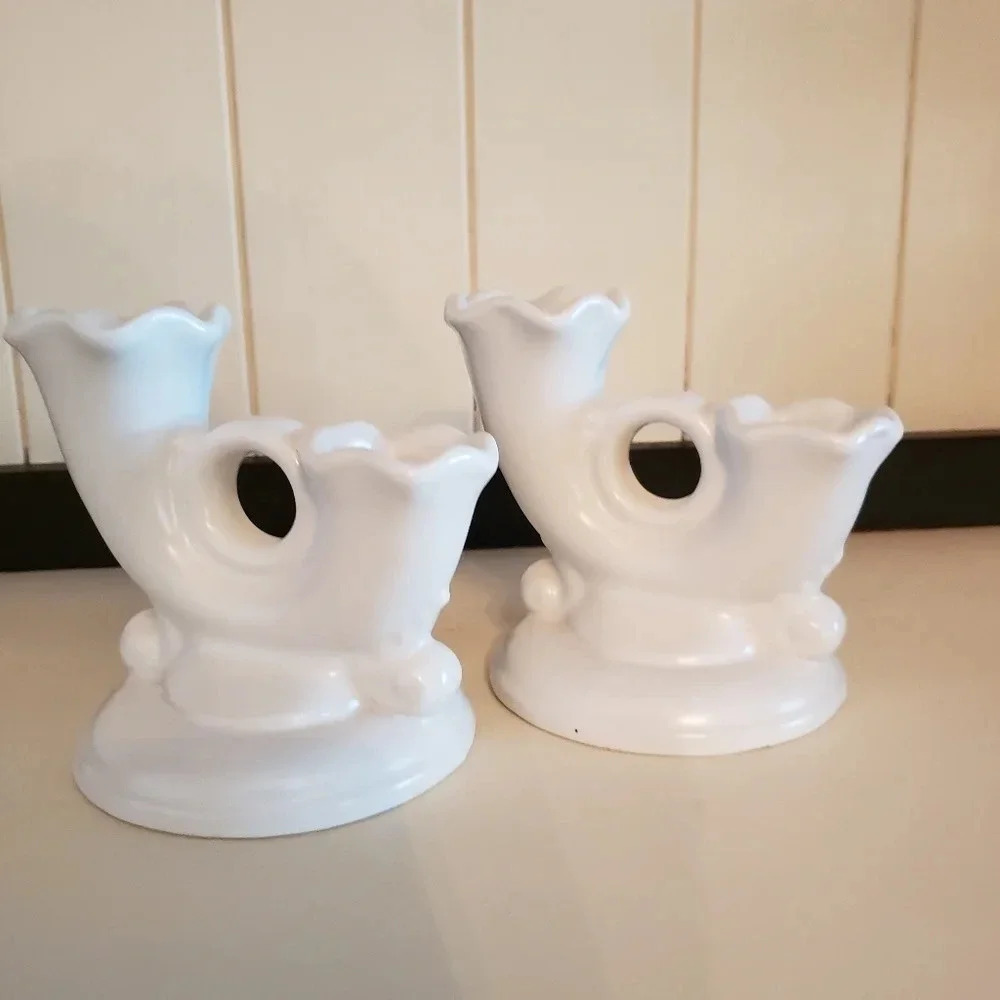 Abingdon Pottery USA  Set of 2 Cream/Ivory Candle Holders.